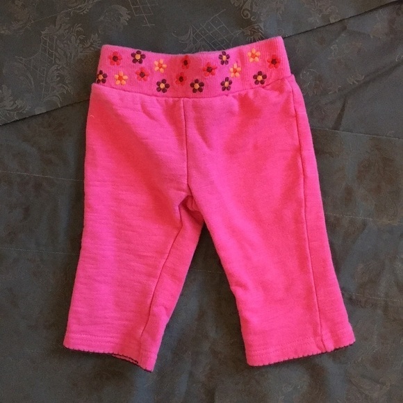 GUESS Pink 2pc set Hoodie & Bottoms. P/1041/250 - Picture 6 of 9